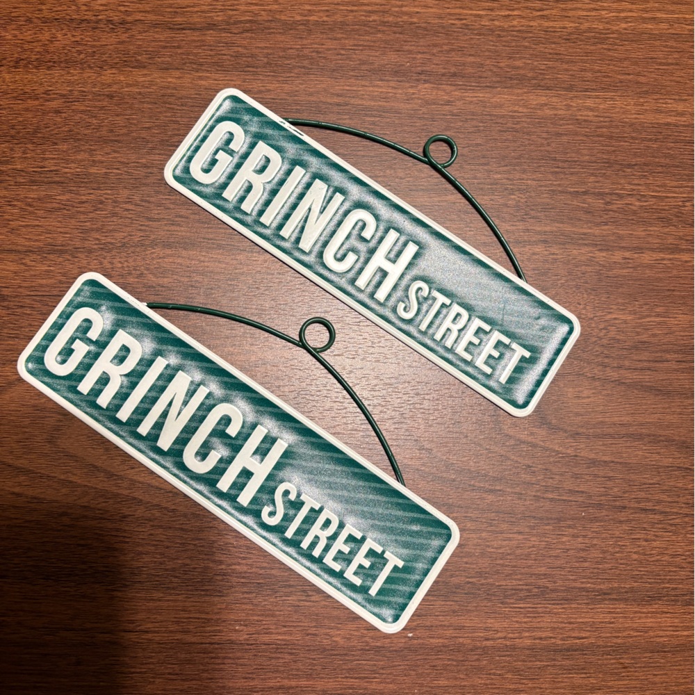 Grinch Street Signs • 2pk set